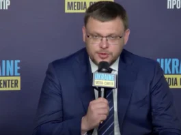 Семен Кривонос під час пресконференції