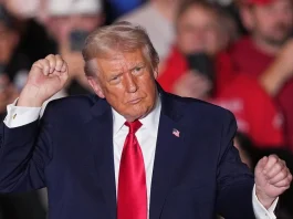 ТРАМП НАТЯКНУВ НА «ДРУЖНЄ ЗАХОПЛЕННЯ КУБИ» Дональд Трамп під час публічного виступу