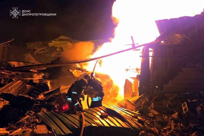 photo_2026-02-03_08-23-52 Fire after night attack in Dnipro region