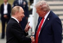Дональд Трамп і Володимир Путін під час зустрічі
