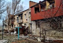 Зруйнований житловий будинок на Дніпропетровщині після російського обстрілу