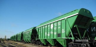 Ukrzaliznytsia freight train on the tracks