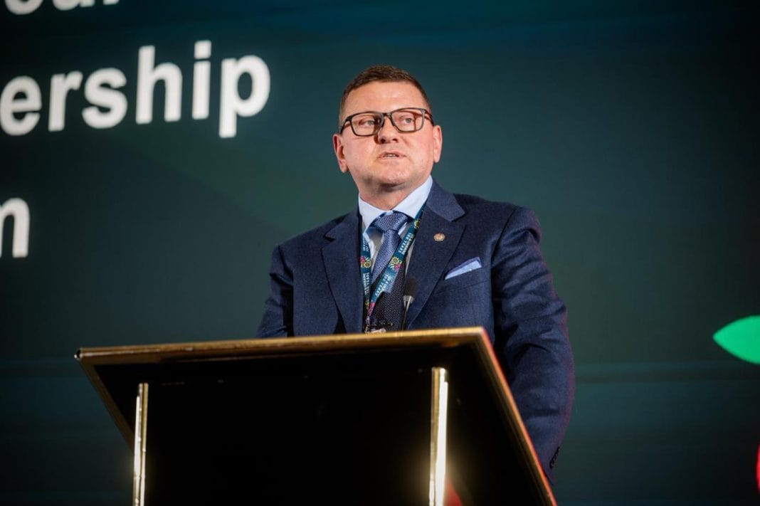 Залужний Валерій Залужний під час виступу в Chatham House у Лондоні