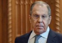 Сергій Лавров під час публічного виступу