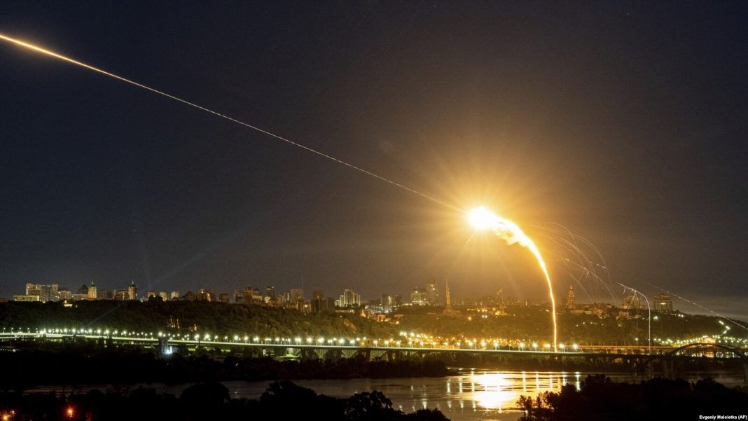 Робота системи Patriot.