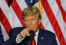 Дональд Трамп під час публічного виступу про Іран