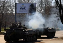 General Staff summary: 181 attacks repelled in 24 hours Ukrainian soldiers at their positions during the fighting in eastern Ukraine.