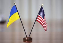 Flags of the USA and Ukraine