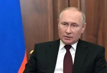 War in the Middle East increases Putin's income Vladimir Putin in the Kremlin
