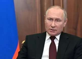 ВІЙНА НА БЛИЗЬКОМУ СХОДІ ЗБІЛЬШУЄ ДОХОДИ ПУТІНА Володимир Путін в Кремлі