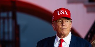 Дональд Трамп під час заяви щодо політики США щодо Ірану