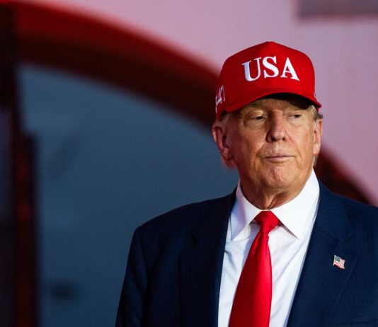 Дональд Трамп під час заяви щодо політики США щодо Ірану