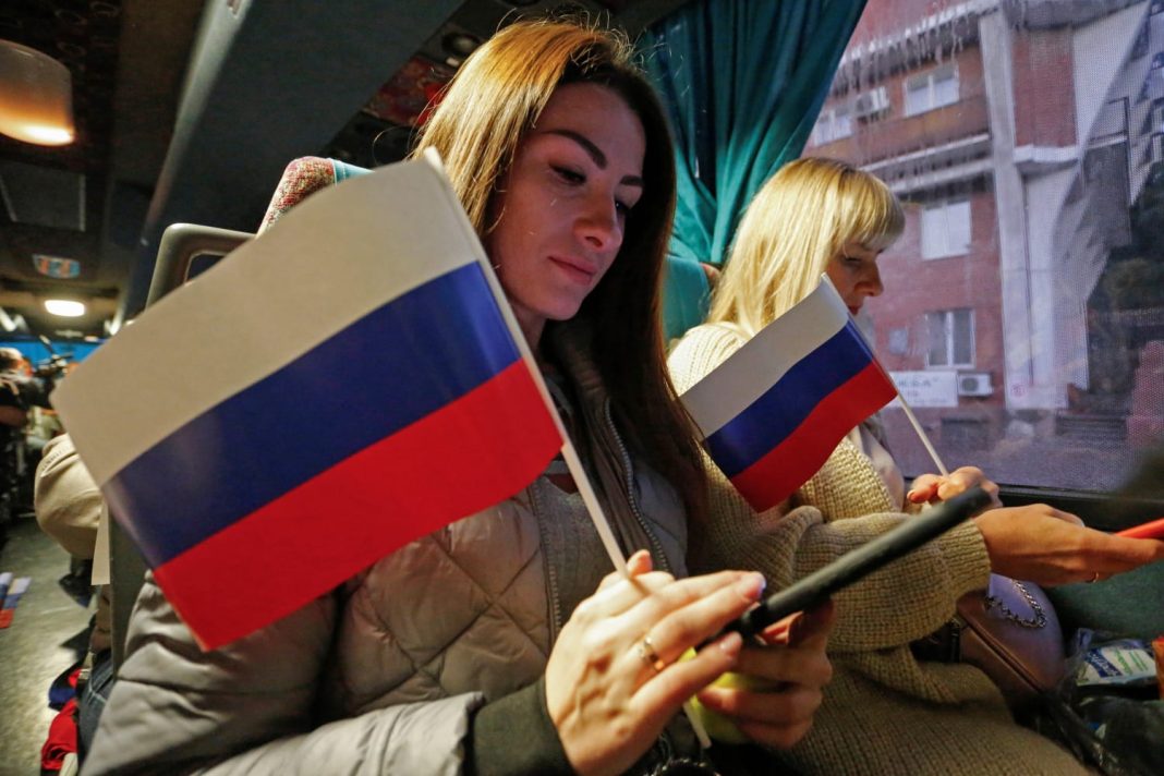 Russian citizens block mobile internet