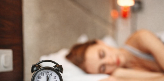 The sharp sound of the alarm clock is harmful to the psyche Alarm clock for waking up in the morning.