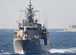 ГРЕЦІЯ ВСТУПАЄ У ВІЙНУ З ІРАНОМ Грецький фрегат