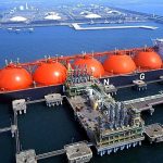 Катар призупиняє виробництво природного газу