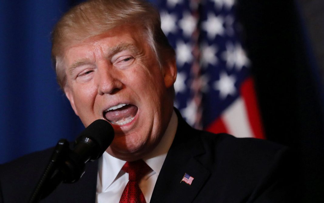 4433910_0_0_1252_788_1920x0_80_0_0_c12bfe60712919f6364c7c210596e65a Donald Trump speaks at a public event