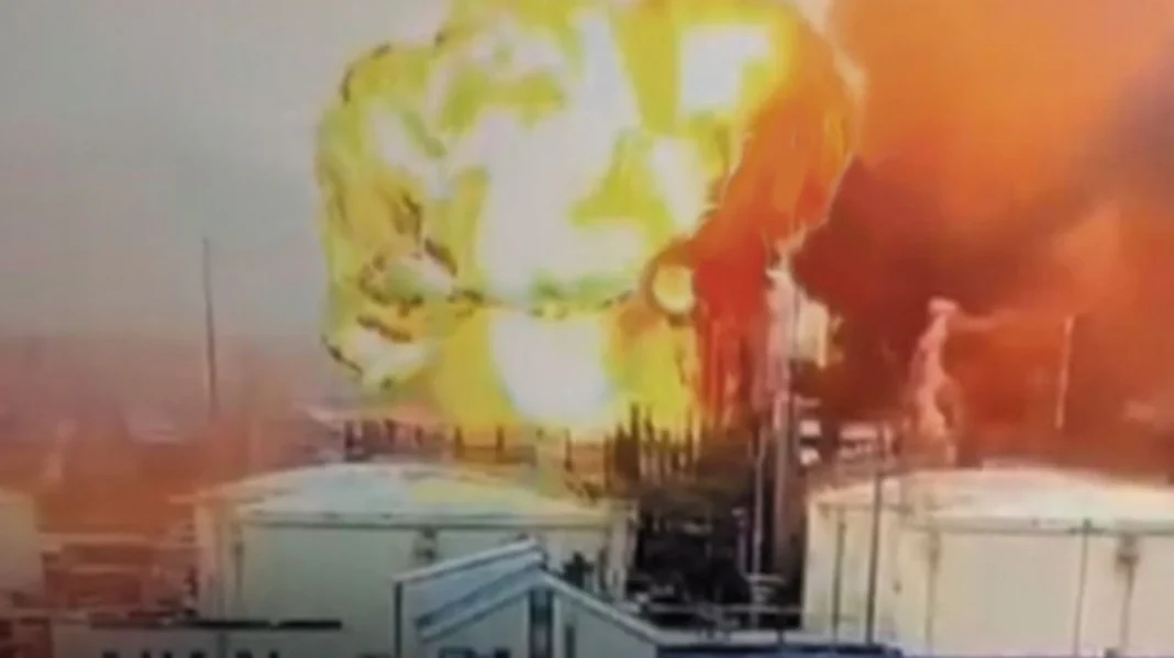 493e5ff-screenshot-5_690x387 Пожежа на території паливного термінала порту Усть-Луга після атаки