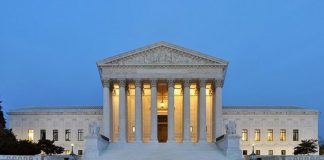 будівля Верховного суду США у Вашингтоні
