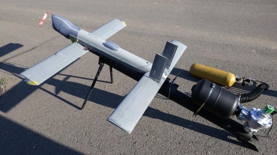 Російський безпілотник з парашутом