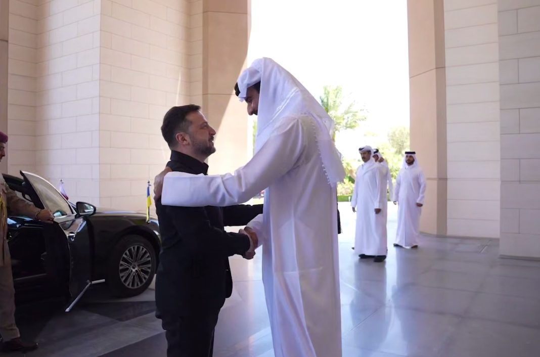 Screenshot_1 Президент Зеленський та емір Катару під час зустрічі у Досі