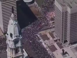 У США проходять масові протести проти політики Трампа Протести в США проти Трампа