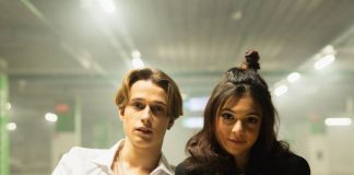 Молода співачка NICOLE під час презентації треку «Останній дзвоник».