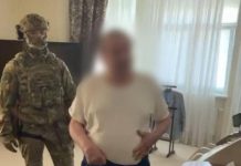 Затримано Поплавського: справа про 760 млн грн Михайло Поплавський під час затримання співробітниками прокуратури.