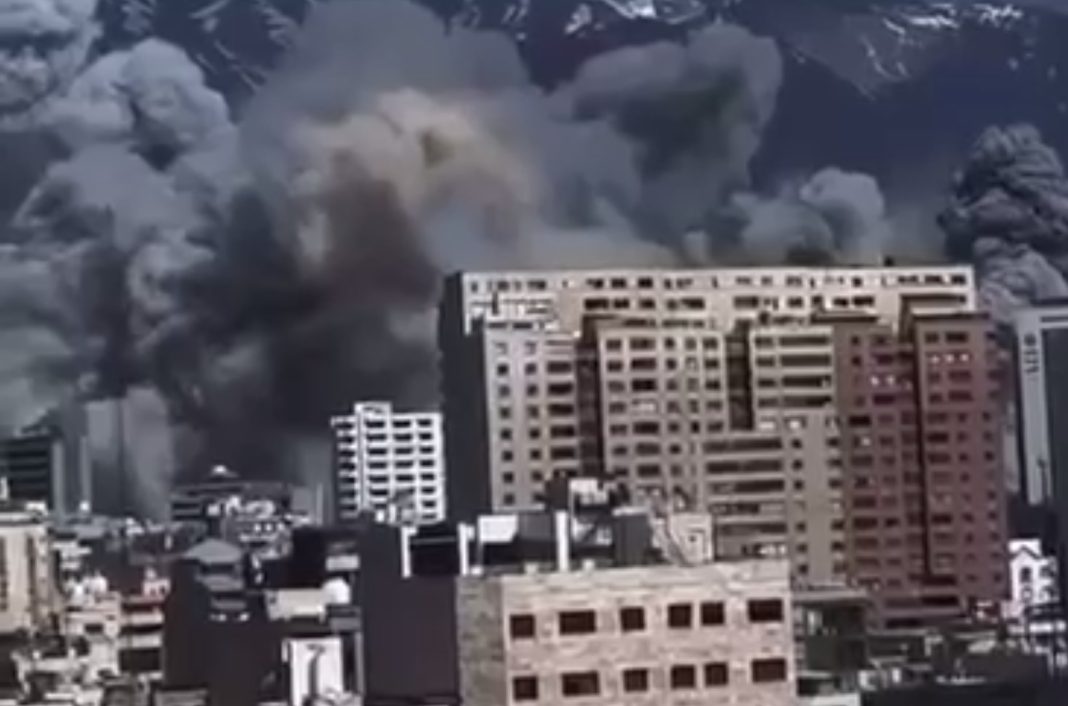 Smoke clouds over Tehran after US air strikes