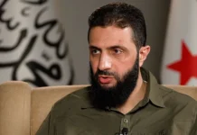 Фото Ахмеда аль-Шараа, президента Сирії