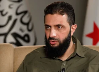 Фото Ахмеда аль-Шараа, президента Сирії