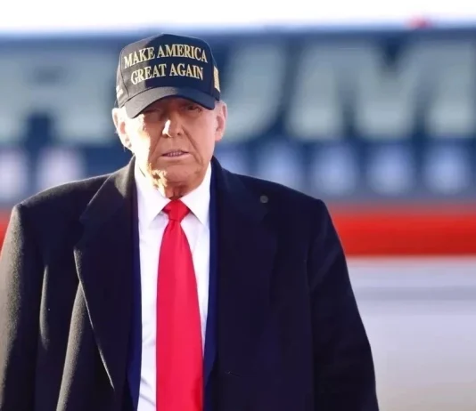 Дональд Трамп під час публічного виступу