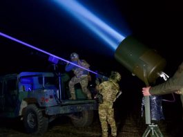 ОДЕСА ПЛАТИТИМЕ 30 ТИСЯЧ ЗА ЗБИТИЙ ВОРОЖИЙ ДРОН Добровольці мобільної вогневої групи в Одесі готуються до відбиття атаки дронів