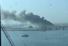 Іран атакує військову базу Франції в ОАЕ дим у районі узбережжя ОАЕ після повідомлень про удар