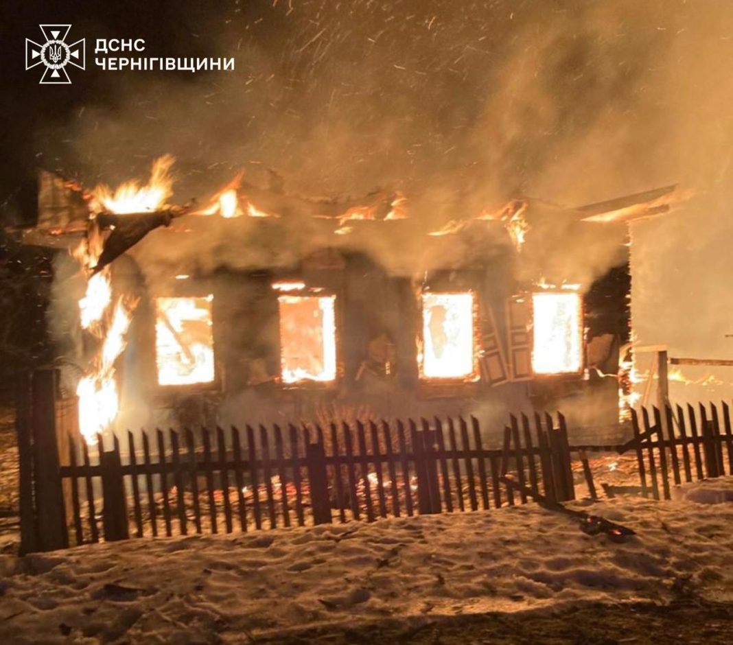 Зруйнований житловий будинок після атаки дрона на Чернігівщині