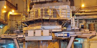 The building of the nuclear subcritical facility in Kharkiv after the shelling