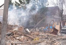 Enemy attack in Zaporizhzhya: two people killed Rescuers work at the site of a destroyed house in Zaporizhzhia