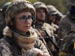 MOBILISATION OF WOMEN: FINES ARE CANCELLED, REGISTRATION REMAINS Women perform military service