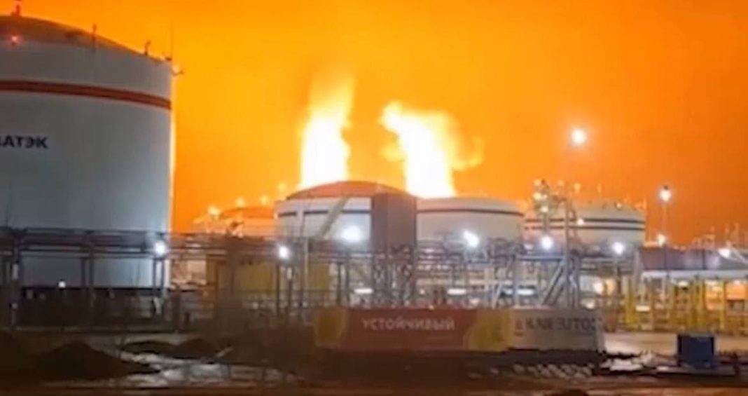Пожежа на нафтотерміналі порту Усть-Луга в Ленінградській області РФ