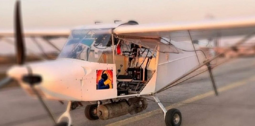 Лекомоторний літак з авіабомбою