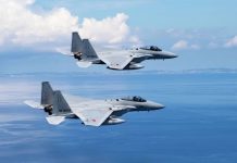 Винищувачі Японії в небі під час реагування на загрозу Китаю