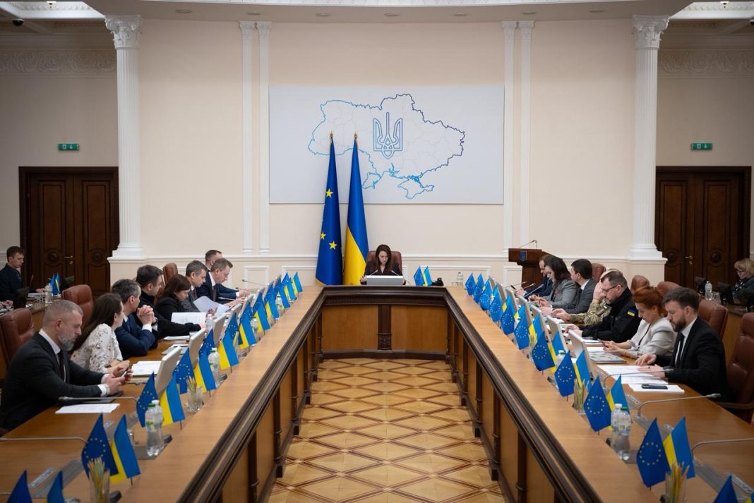 photo_2026-03-27_10-42-29 Міністри на засіданні Кабінету Міністрів України ухвалюють рішення