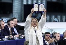 Diana Shoshoake during a public speech
