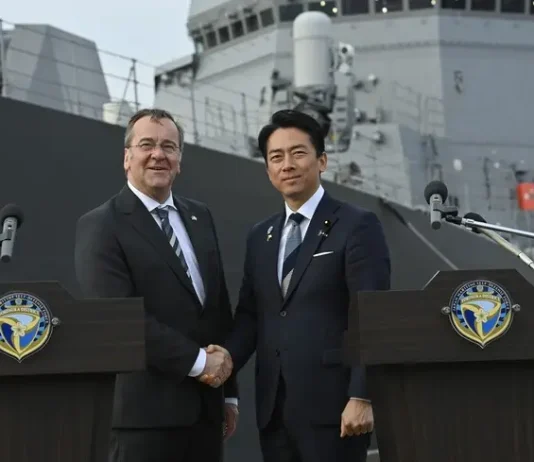 НІМЕЧЧИНА ПРОПОНУЄ ЯПОНІЇ НОВИЙ ВІЙСЬКОВИЙ СОЮЗ Військова співпраця Німеччини і Японії