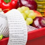 Ціни на продукти в Україні різко зросли: лідирує гречка