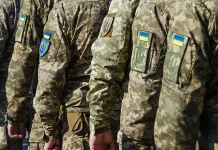 Servicemen under contract 18-24 to receive deferment Ukrainian soldiers on duty