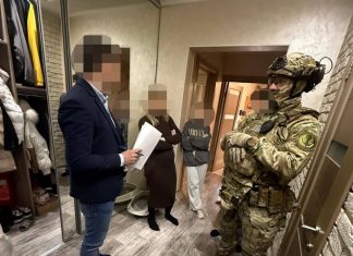 правоохоронці проводять обшук у справі про корупцію в ТЦК