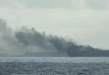 Вантажні судна в Перській затоці