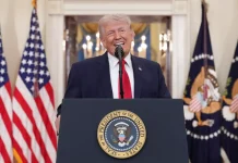Trump's speech against the backdrop of the flag