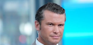 Пентагон вводить супровід для журналістів